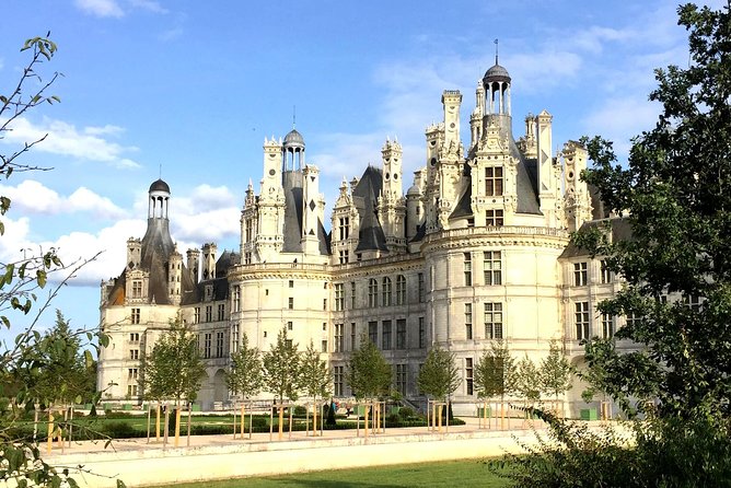 Day at the Castles of Chenonceau and Chambord From Blois - Meeting and Pickup Arrangements