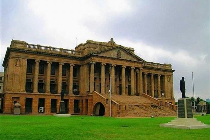 Day Colombo City Tour - Customizable Tour Packages