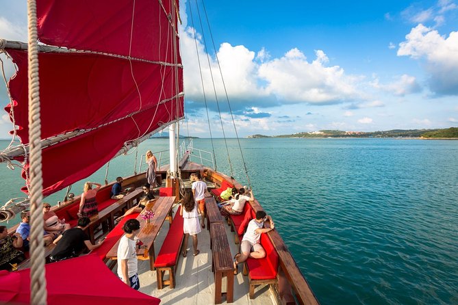 Day Cruise 10H to Angthong Marine Park on Luxury Boat / Incl. Breakfast & Lunch - Activities and Highlights