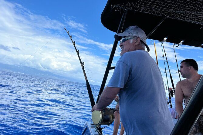 Day DE Fishing VIP in Moorea  Private Boat & Lunch - A Closer Look at the Experience