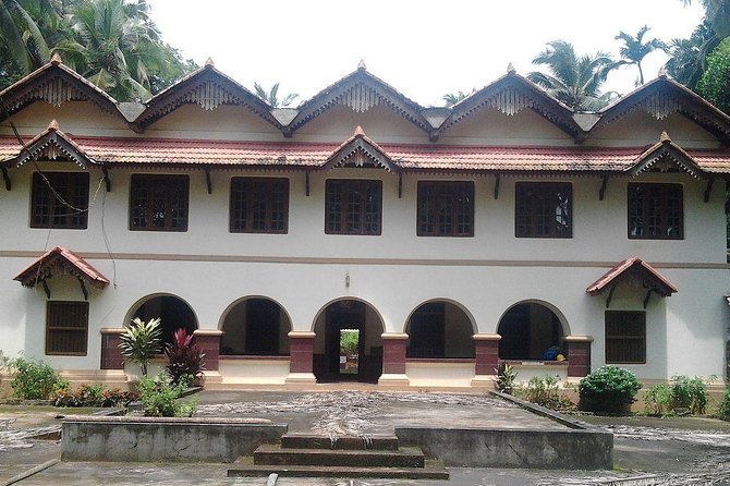 Day Excursion to the Secrets of Muziris From Cochin With Lunch - Key Points