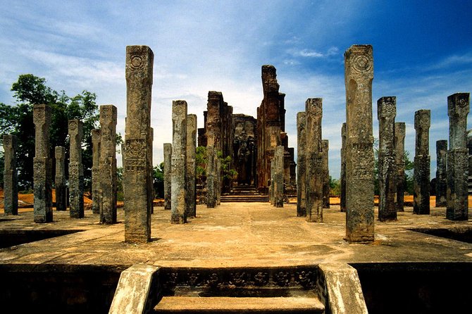 Day Excursions To UNESCO City ANURADHAPURA From Colombo - Inclusions and Exclusions