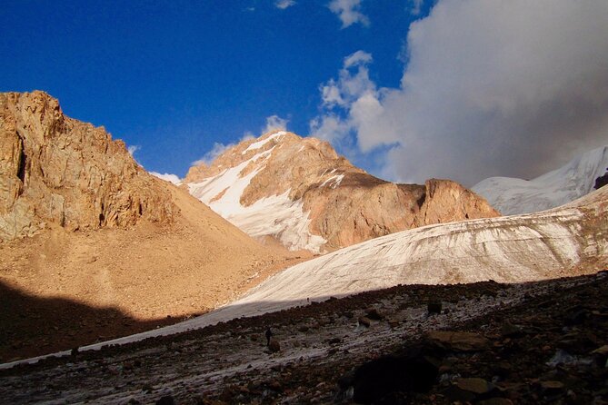 Day Hiking to Bogdanovich Glacier - Meeting and Pickup