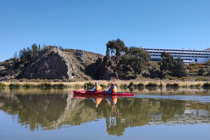 Day Kayaking at Southern Uros Islands + Local Lunch - Itinerary and Experience