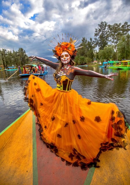 Day of the Dead in Mexico City: Mexican Dinner and Fiesta in Xochimilco - Itinerary
