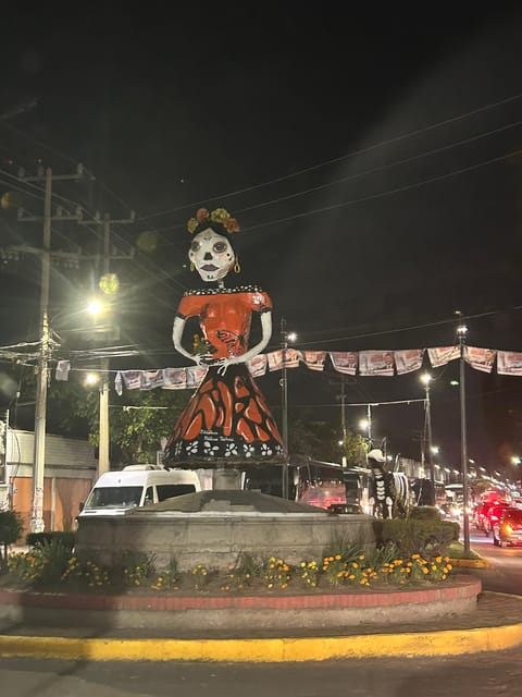 Day of the Dead in Mixquic, Town, Pantheon, Houses & Altars. - Booking Information