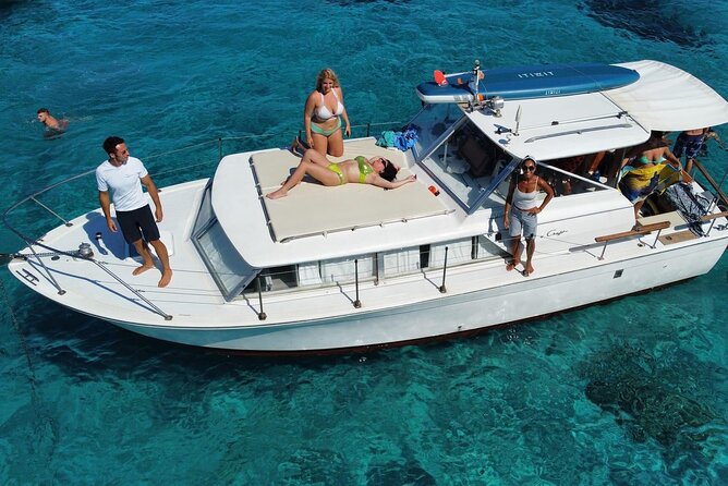 Day on a Boat in the Archipelago of La Maddalena With Lunch - Captain and Service Quality