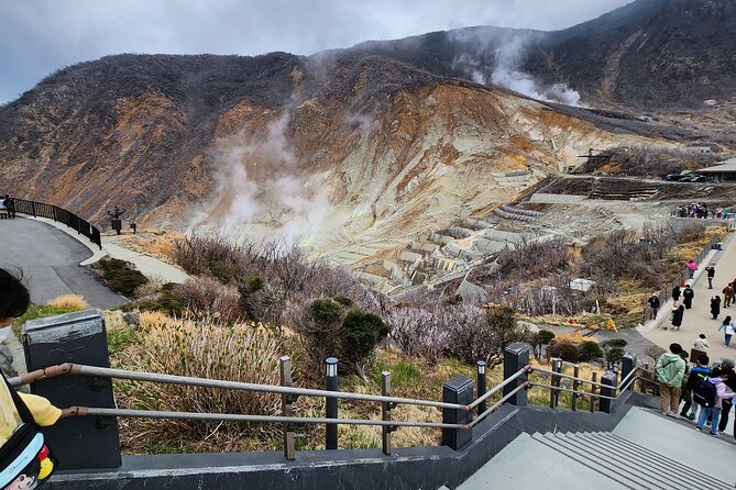 Day Private Tour of Hakone With English Speaking Driver - Cultural Experiences in Hakone