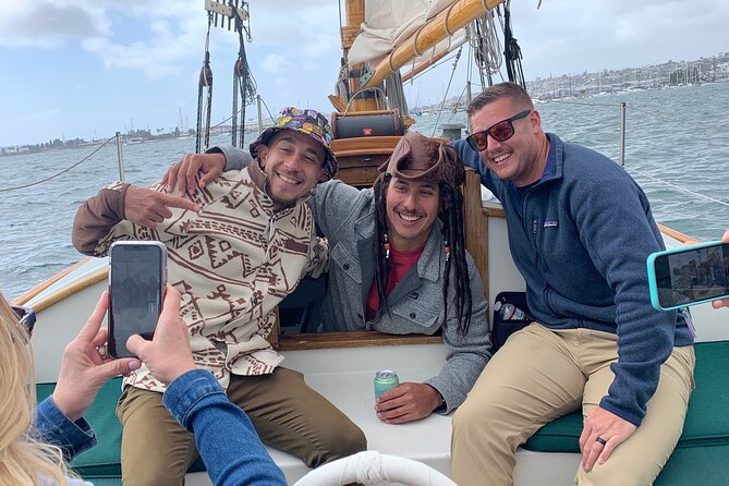 Day Sail Aboard a Classic Yacht : San Diegos Best-Kept Secret: - Book Your Unforgettable Voyage