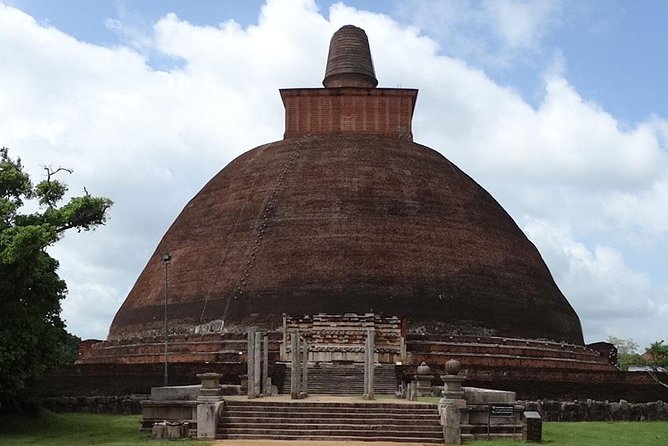 Day Tour Anuradhapura From Kandy by Lux Tours Lanka - Whats Included in the Tour