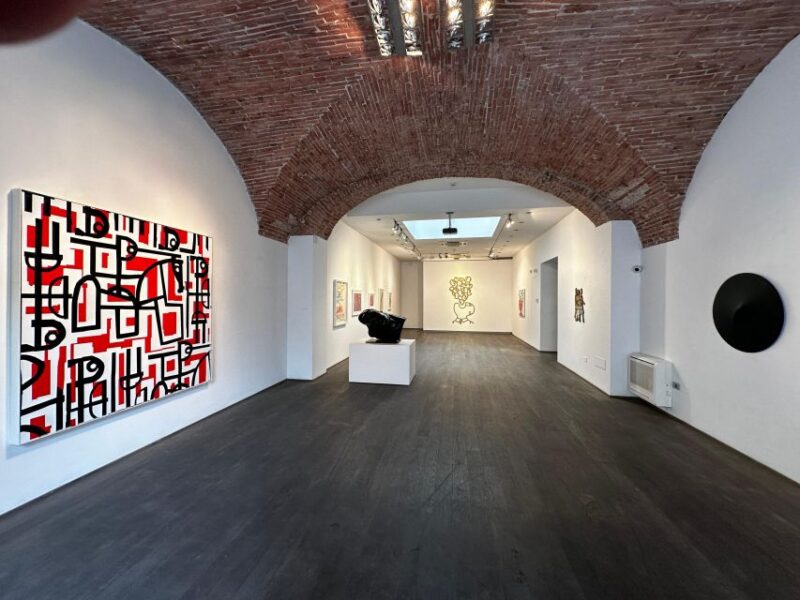 Day Tour Art Galleries & Wine Tasting - Sensory Experience