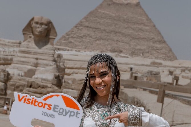 Day Tour at The Pyramids & Sphinx of Giza - Discovering Local Culture