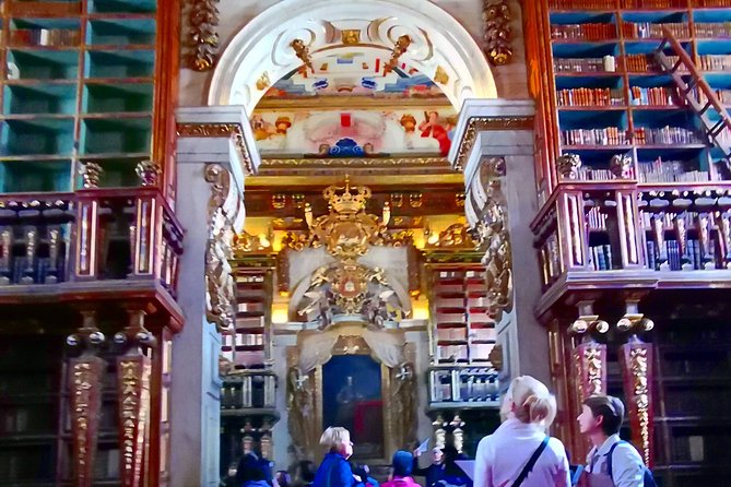 Day Tour Fatima and Coimbra From Lisbon - Exploring Coimbra