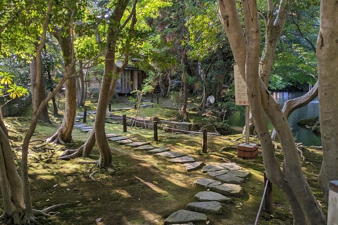 Day Tour From Kanazawa: Gold Leaf, Japanese Sweets and Ninja Star - Included Lunch