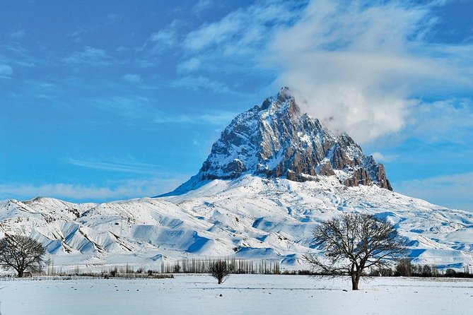 Day Tour From Nakhchivan to Alinja Castle, Ashabi Kahf and Khanegah Tomb - Zoroastrian Heritage