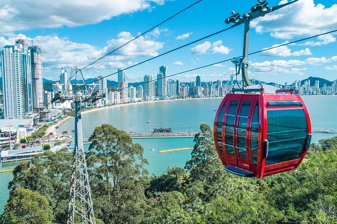 Day Tour in Balneário Camboriú and Unipraias Park With Cable Cars - FG Ferris Wheel
