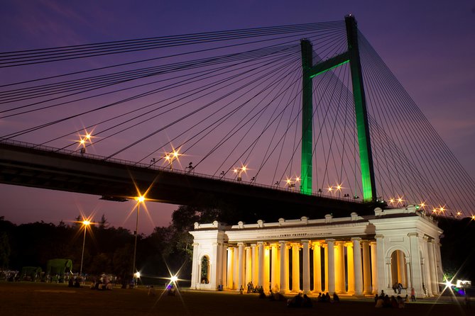 Day Tour Of Kolkata - Experiencing the Citys Lively Atmosphere