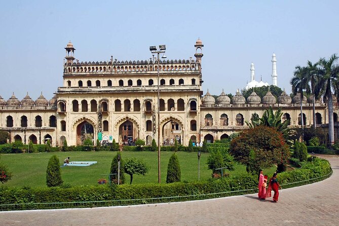 Day Tour Of Lucknow - Major Attractions