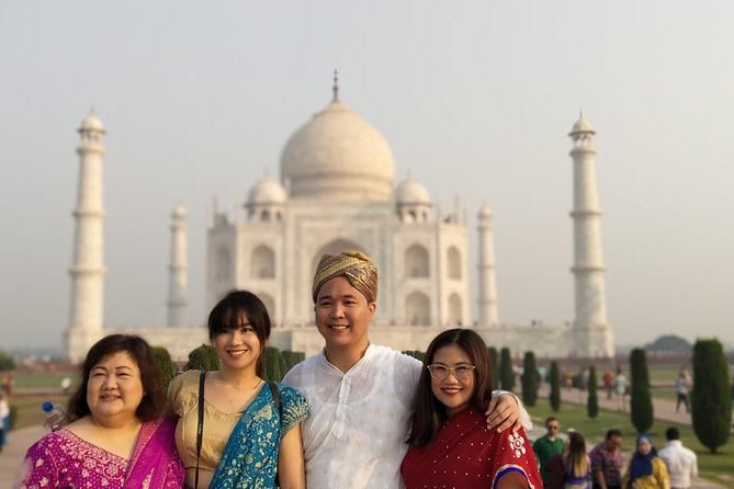 Day Tour Of Taj Mahal And Fatehpur Sikri From Jaipur - Visiting Agra Fort