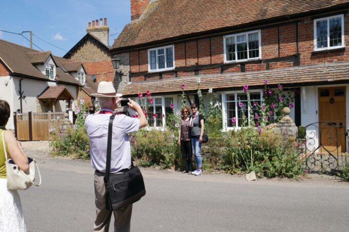 Day-Tour of the Midsomer Murders Locations - Transportation and Meeting Point Details