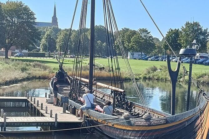 Day Tour Palace, Cathedral & Viking Ships (Cruise Ship Special) - Booking Details