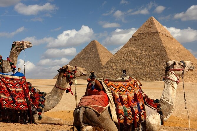 Day Tour To Giza Pyramids & Egyptian Museum & Khan El Khalili Bazaar - Exploring Coptic Cairo