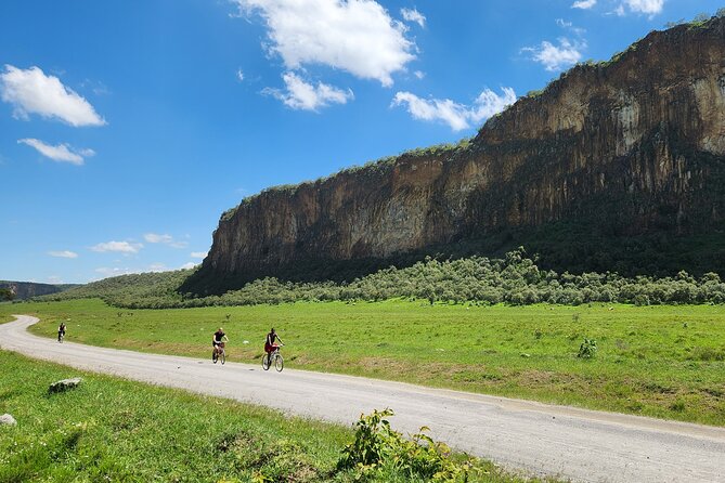 Day Tour to Hells Gate National Park and Lake Naivasha - Meeting and Pickup Details
