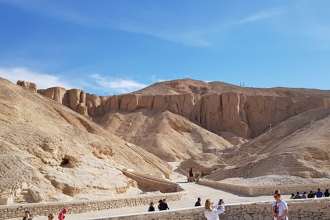 Day Tour to Luxor From Hurghada by Bus - Visiting the Temple of Hatshepsut