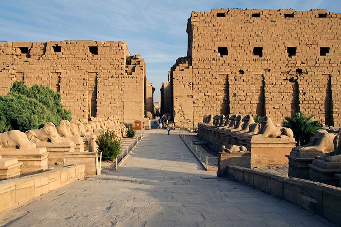 Day Tour to Luxor From Hurghada by Bus With Lunch - Itinerary