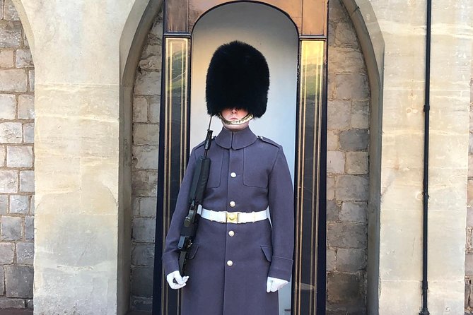 Day Tour Windsor Castle & Oxford by Private Car - Transportation and Comfort