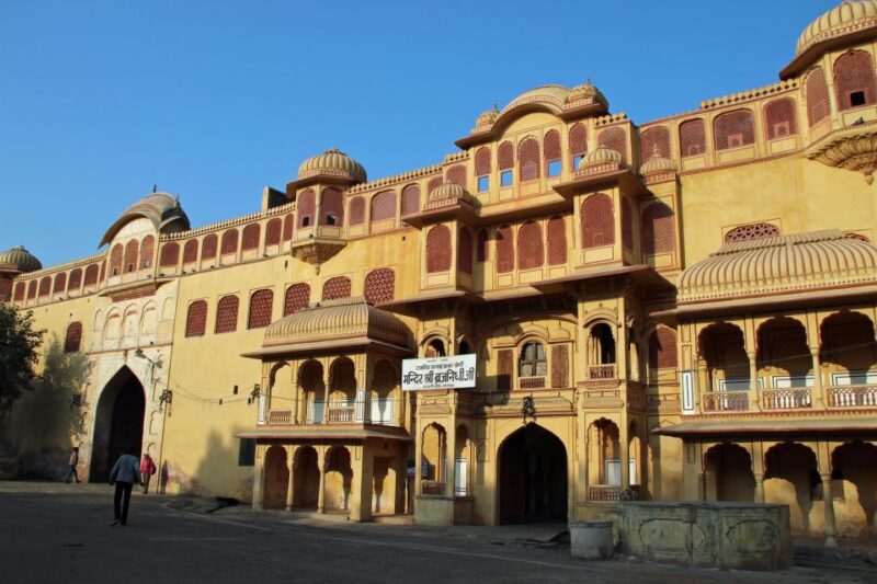 Day Tour With German Speaking Guide in Jaipur - Key Points