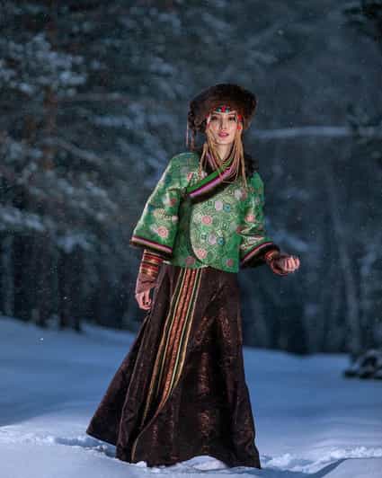 Day Tour With Traditional Clothes and Photographer - Included Services