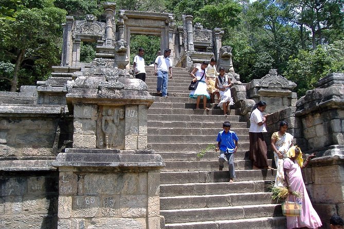 Day-Trip From Anuradhapura to Haththikuchchi & Yapahuwa - Heritage Tour - Meeting and Pickup Details