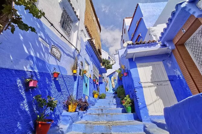Day Trip From Casablanca to Chefchaouen With Tour Guide Included - Pricing and Inclusions
