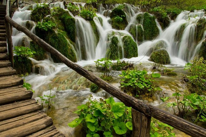 Day Trip From Dubrovnik to Plitvice Lakes - Inclusions