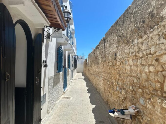 Day Trip From Seville to Tangier All Inclusive - Included and Excluded
