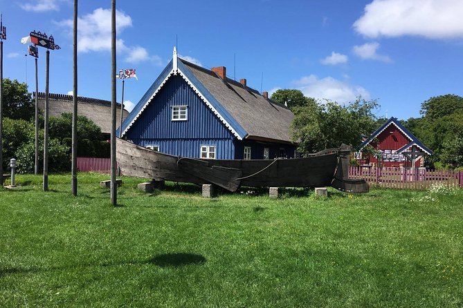 Day Trip From Vilnius to Curonian Spit National Park - Pickup and Meeting Details
