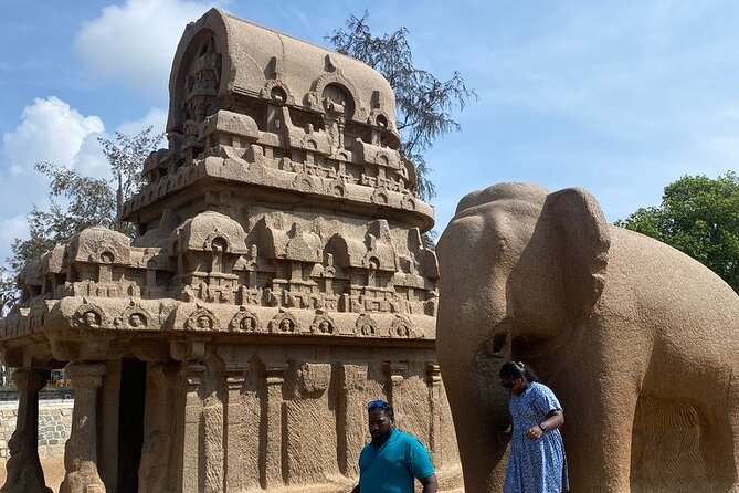 Day Trip Kanchipuram and Mahabalipuram - Exploring Kanchipuram