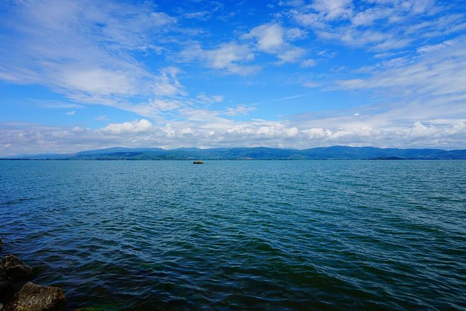 Day Trip: Kayak Ride on Lake Piediluco With Lunch + Marmore Falls - Umbrian Lunch Experience