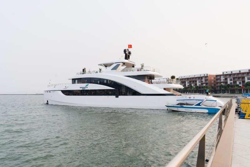 Day Trip - Luxury Experience In Ha Long Bay By Saquila Yacht - Inclusions and Amenities