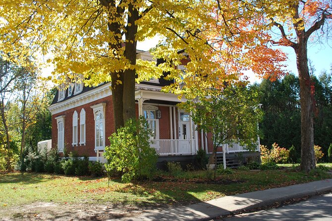 Day Trip on the King's Highway, Chemin Du Roy (Montreal to Trois-Rivières) - Guided Tour of Quebec City