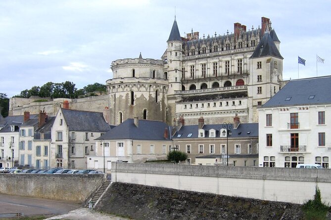 Day Trip: Paris to Loire Valley Castles - (Champagne on Board) - Frequently Asked Questions