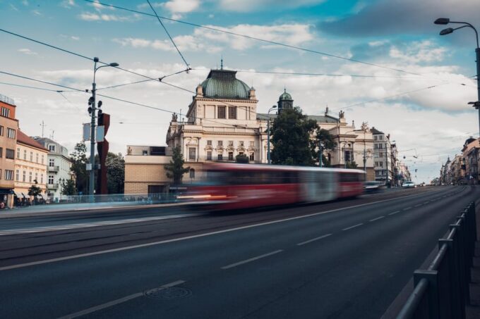 Day Trip: Prague to Karlovy Vary, Marianske Lazne & Pilsen - Vehicle and Driver Information