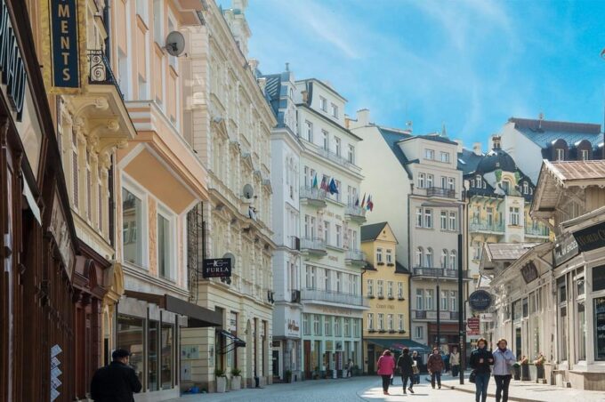 Day Trip: Prague to Karlovy Vary, Marianske Lazne & Pilsen - Frequently Asked Questions