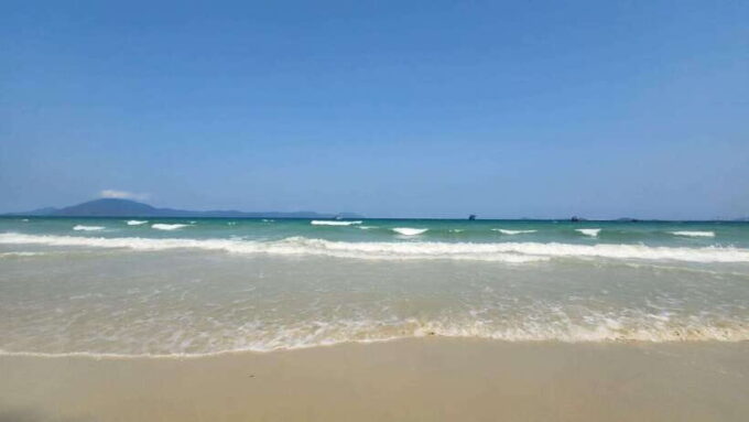 Day Trip Private Car Nha Trang to Doc Let Beach / Ninh Van - Inclusions and Exclusions