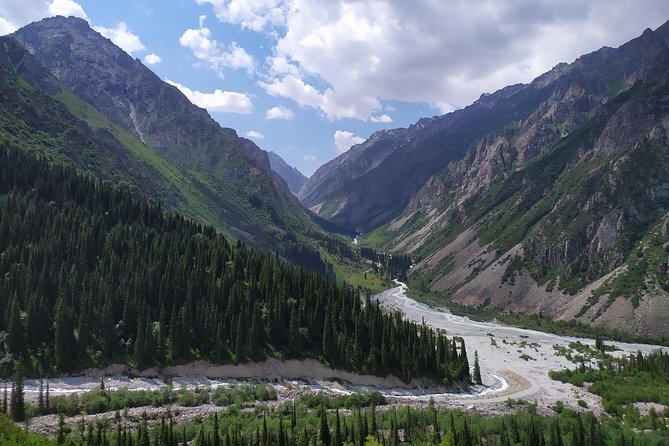 Day Trip to Ala-Archa National Park - Exploring the Scenic Landscapes