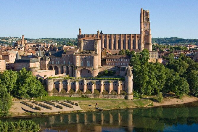 Day Trip to Albi, UNESCO Cathedral and Medieval Village From Toulouse - Visiting the Toulouse Lautrec Museum