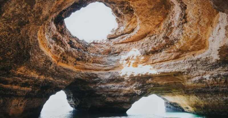 Day Trip to Algarve From Lisbon - Restrictions and Important Notes
