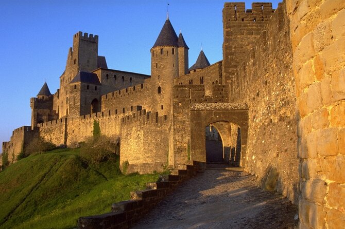 Day Trip to Carcassonne Cite Medievale and Comtale Castle Tour From Toulouse - Customer Experience and Reviews