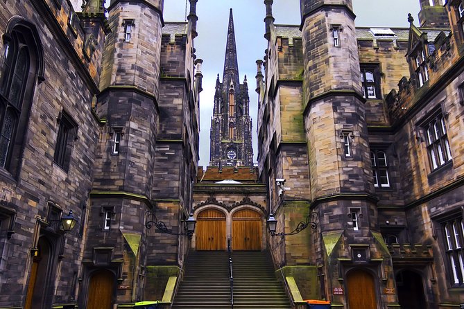 Day Trip to Edinburgh With Bus Tour & Edinburgh Castle Entry - Hopping on the Open-Top Bus Tour